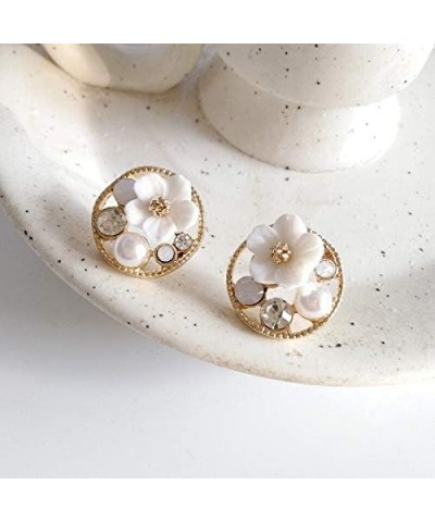 Fresh Minimalist Design Spring Flower Fairy Earrings Non Pierced Ears Clip Sweet Gentle Shell Small Flower Clip Earrings No H...